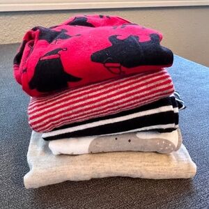 BUNDLE - Long Sleeve Onesies - GUC - 3 month